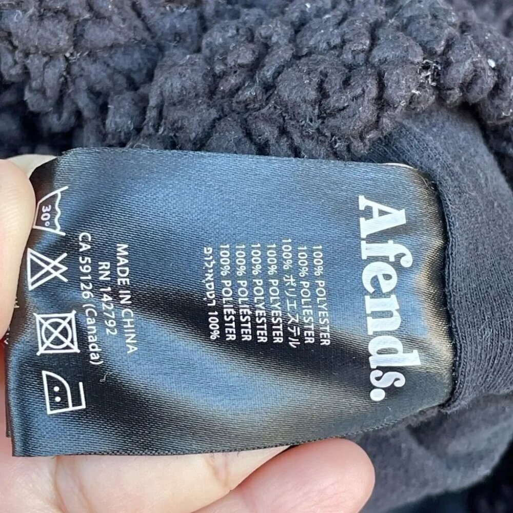 Afends Sherpa hooded sweater small - Picture 11 of 11
